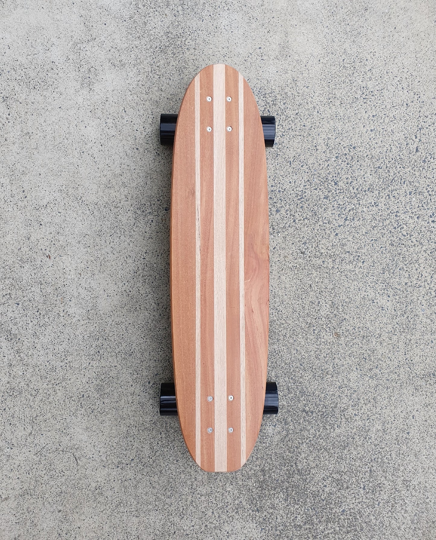 33 Inch Street Goddess® Flat-Tail Skateboard